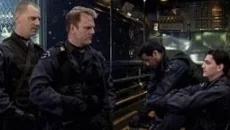 E-SWAT: Cyber Police jest podobna do E-SWAT: Cyber Police