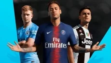 PES 2018 PRO EVOLUTION SOCCER jest podobna do PES 2018 PRO EVOLUTION SOCCER