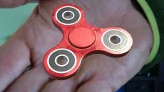 Fidget Spinner: Journey Of Secrets - gra w gatunku Symulator