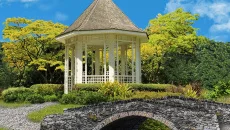 The Mystery of Blackthorn Castle jest podobna do The Mystery of Blackthorn Castle