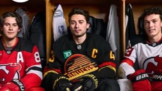 NHL Legacy Edition jest podobna do NHL Legacy Edition